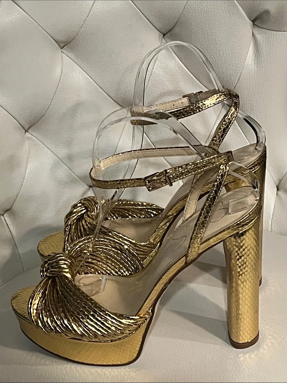 Jessica Simpson glam metallic